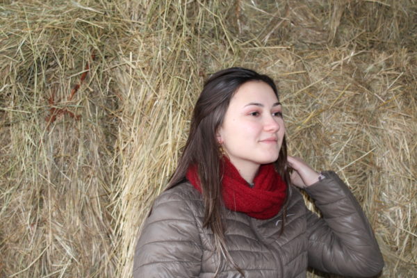 Venez-decouvrir-nos-tours-de-cou-rubis-à-porter-en-toutes-saisons-et-en-toutes-occasions-sur-www.aumohairdelachtitebiquette.fr